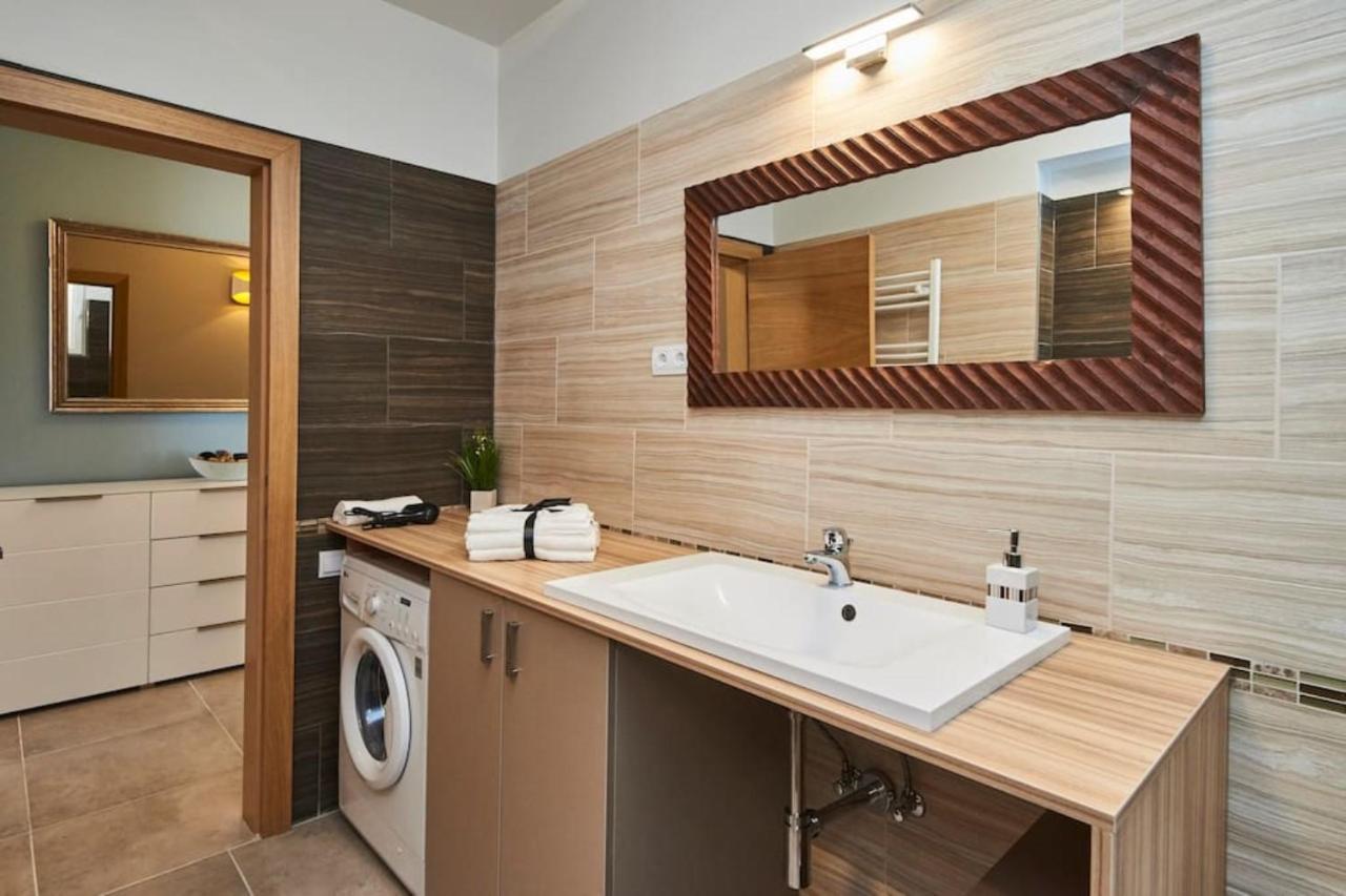 Orangehomes Fantastic 3 Bedrooms Apartment Dohany Street Budapest Ngoại thất bức ảnh